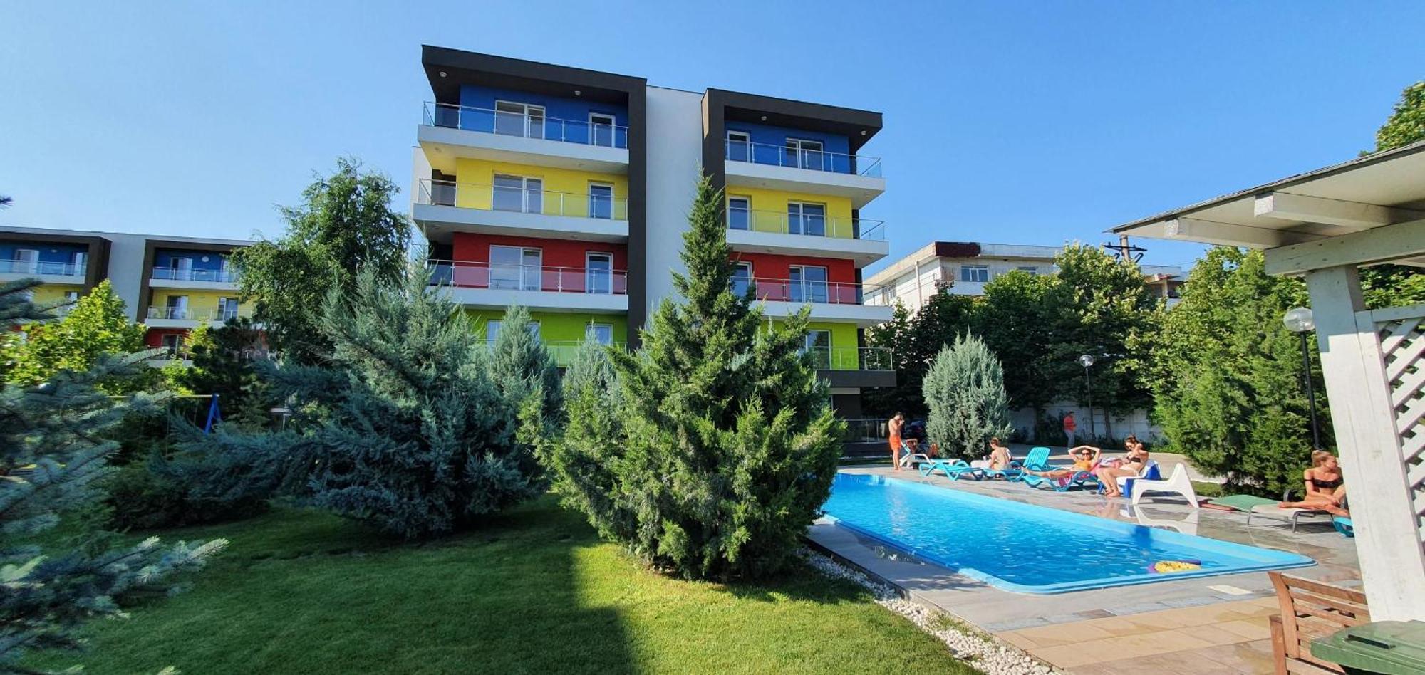 Airport Residence Otopeni Kültér fotó
